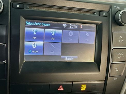 Used 2015 Toyota Camry LE FWD image 21
