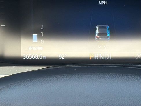 Used 2025 Ford Escape ST-Line FWD image 18