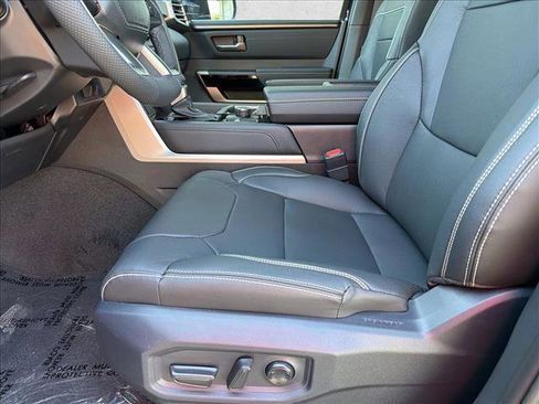 New 2026 Toyota Tundra Limited AWD/4WD image 12