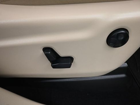Used 2019 Jeep Grand Cherokee Limited AWD/4WD image 44