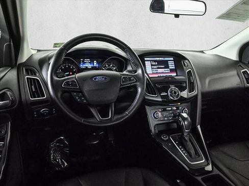 Used 2015 Ford Focus Titanium w/ Titanium Cold Weather Package FWD image 19