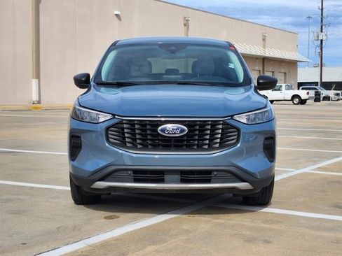 Used 2023 Ford Escape Active image 2