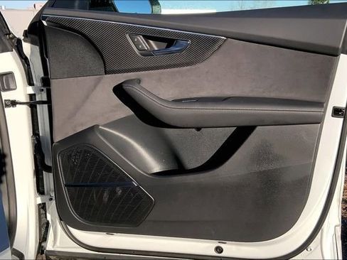 Used 2024 Audi SQ8 Premium Plus w/ Executive Package image 27