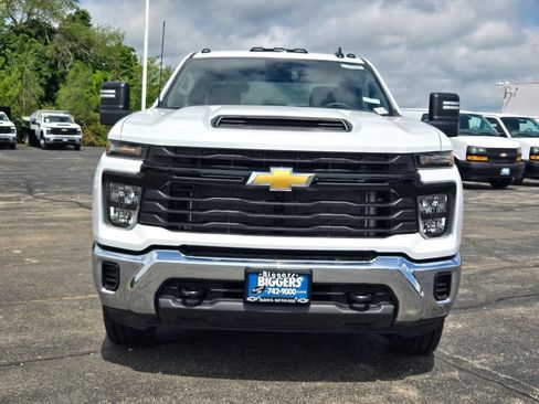 New 2026 Chevrolet Silverado 2500 W/T w/ WT Convenience Package AWD/4WD image 2