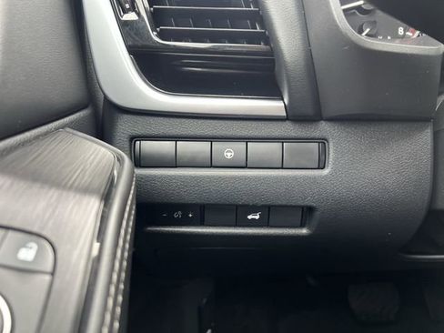 Used 2023 Nissan Rogue SL w/ SL Premium Package AWD/4WD image 24