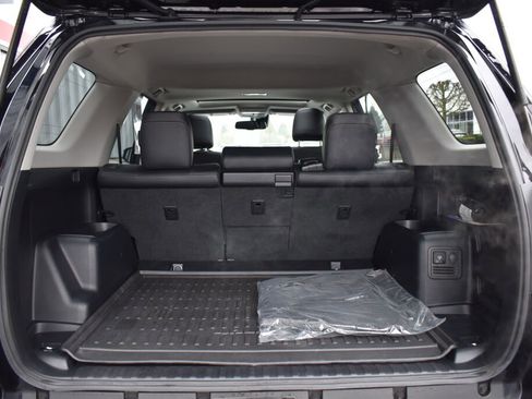 Certified 2023 Toyota 4Runner 40th Anniversary SE image 21