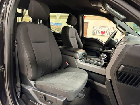 Used 2020 Ford F150 XLT w/ Equipment Group 302A Luxury AWD/4WD image 38