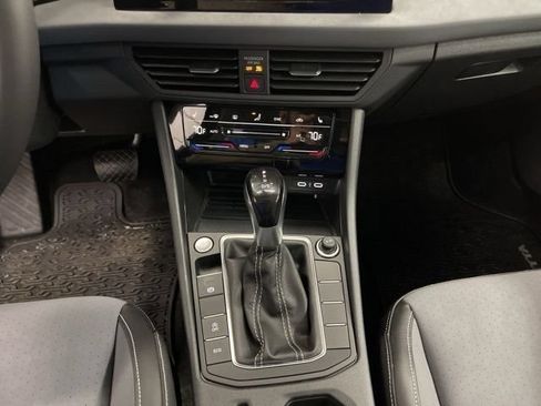 New 2026 Volkswagen Jetta SE FWD image 22