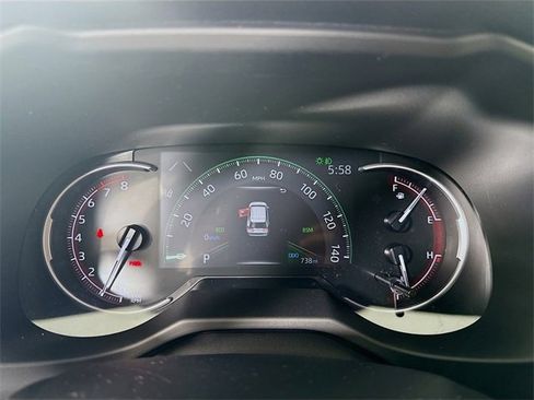 Used 2025 Toyota RAV4 XLE Premium image 17