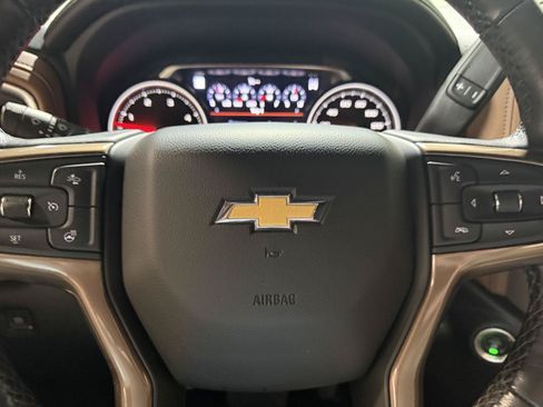 Used 2022 Chevrolet Silverado 2500 High Country w/ Z71 Off-Road Package AWD/4WD image 15