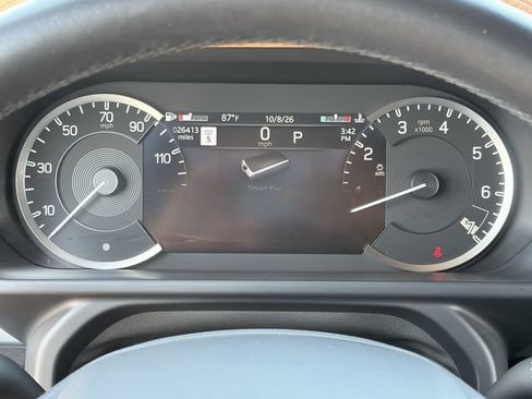 Used 2023 Land Rover Defender 110 X-Dynamic SE AWD/4WD image 11