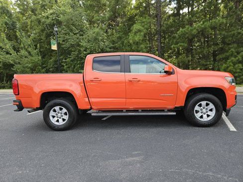 Used 2019 Chevrolet Colorado W/T w/ WT Convenience Package RWD image 6