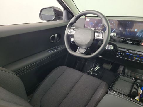 New 2026 Hyundai Ioniq 5 SE image 5