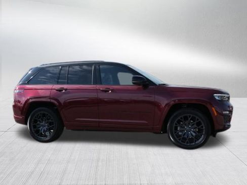 New 2025 Jeep Grand Cherokee Summit w/ Obsidian Package image 2