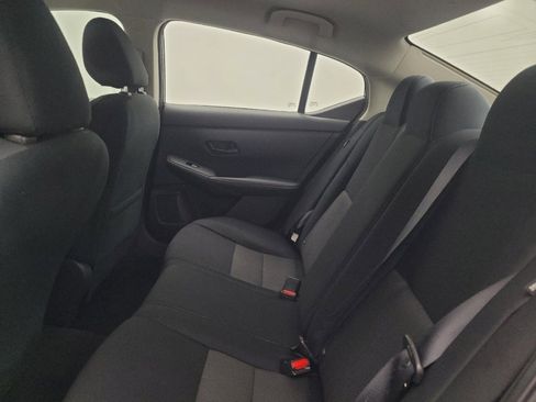 Used 2024 Nissan Sentra SV FWD image 18