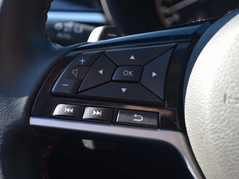 Used 2024 Nissan Altima 2.5 SR w/ SR Premium Package image 11