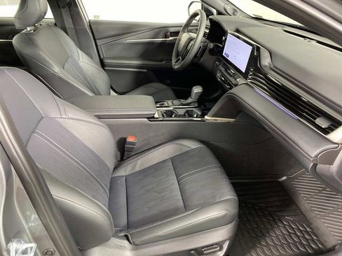 Used 2026 Toyota Camry XSE w/ Premium Package AWD/4WD image 11