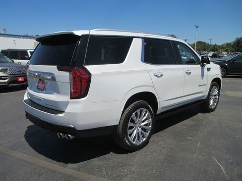 Used 2022 GMC Yukon Denali AWD/4WD image 6