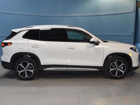 New 2026 Volkswagen Tiguan SE image 18