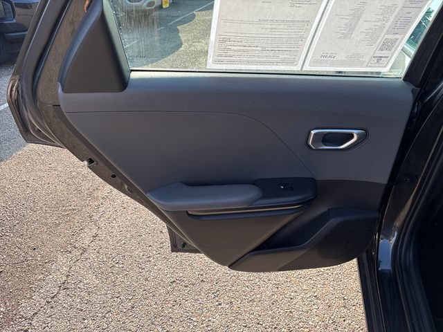 Used 2025 Kia K4 FWD image 18