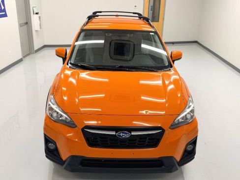 Used 2019 Subaru Crosstrek 2.0i Premium w/ Eyesight System image 3
