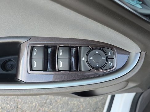 Used 2024 Chevrolet Malibu LT image 27