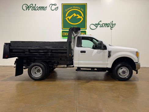 Used 2017 Ford F350 XL w/ Power Equipment Group AWD/4WD image 9