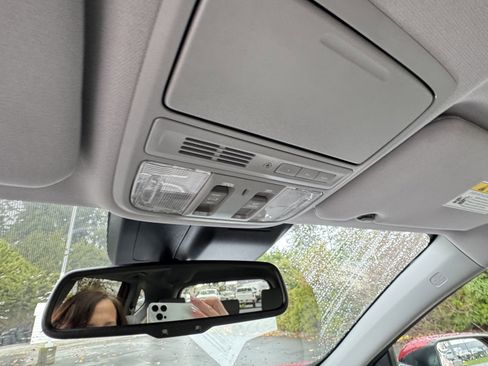 Used 2021 Honda CR-V EX-L image 18