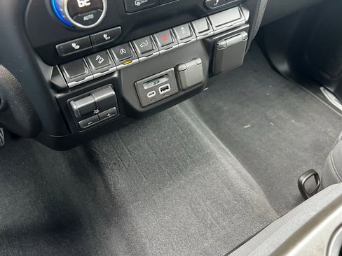 Used 2019 Chevrolet Silverado 1500 LT w/ All-Star Edition AWD/4WD image 50