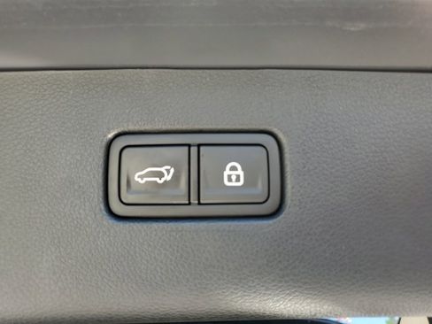 Used 2021 Genesis GV80 2.5T Prestige w/ Prestige Package 04 image 7