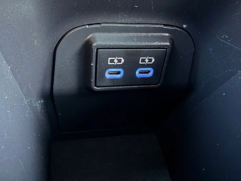 Used 2022 Toyota RAV4 LE AWD/4WD image 20