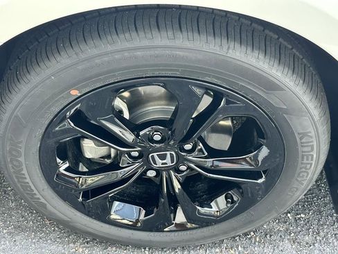 Certified 2025 Honda Accord SE image 24
