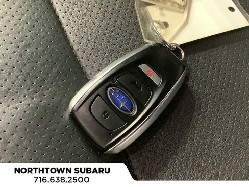 Used 2020 Subaru Forester Limited image 22
