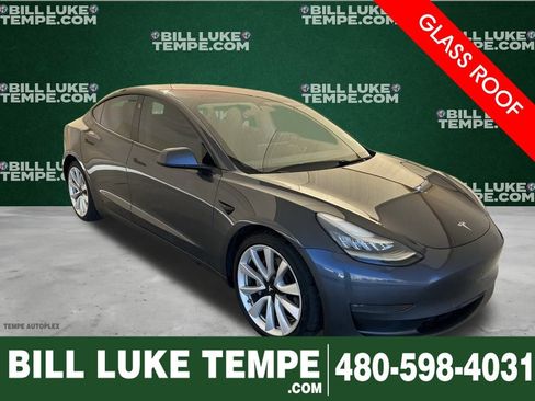 Used 2018 Tesla Model 3 Long Range image 1