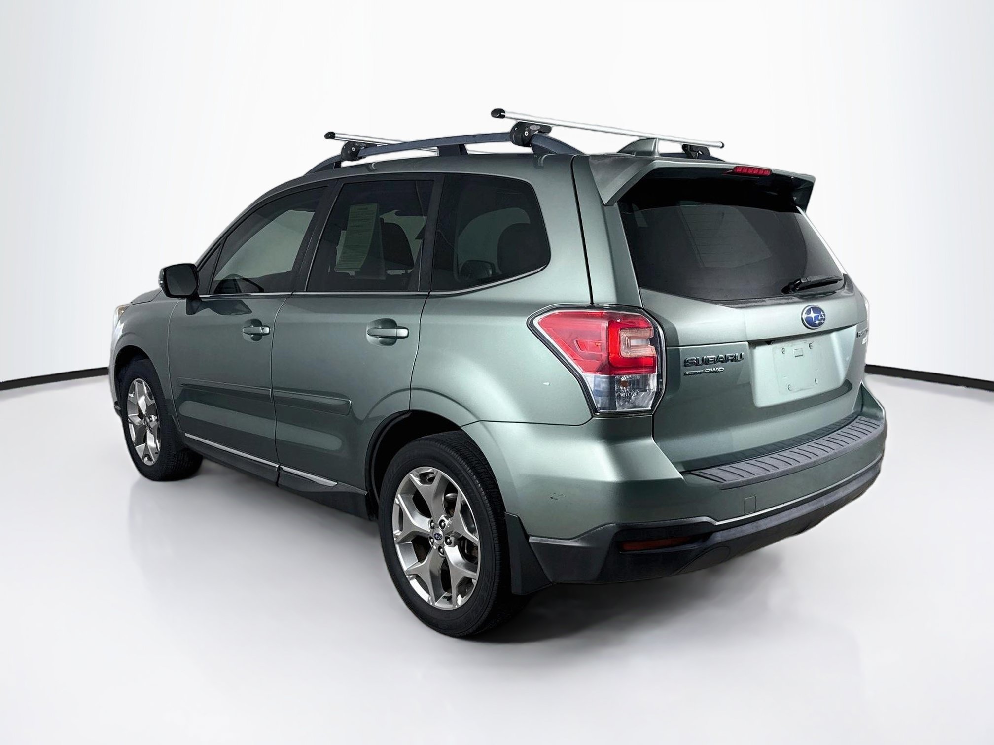 Used 2017 Subaru Forester 2.5i Touring AWD/4WD image 30