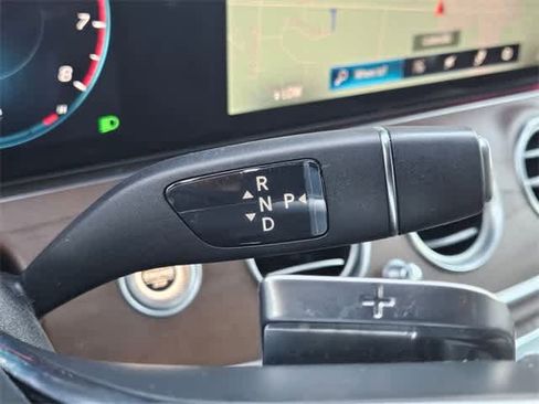 Used 2022 Mercedes-Benz E 350 Sedan image 14