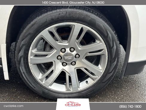 Used 2017 Cadillac Escalade Premium Luxury image 30