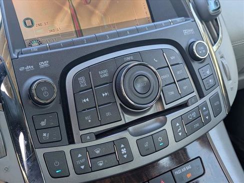 Used 2011 Buick LaCrosse CXS image 13