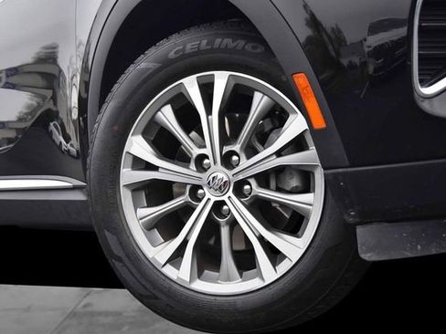 Used 2023 Buick Envision Preferred image 3