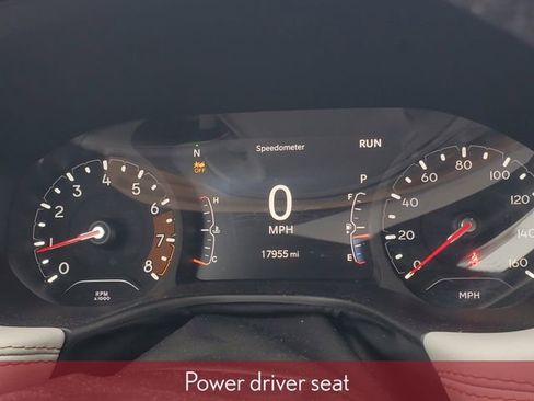 Used 2024 Jeep Compass Limited image 18