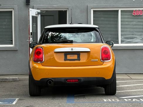 Used 2014 MINI Cooper 2-Door Hardtop FWD image 6