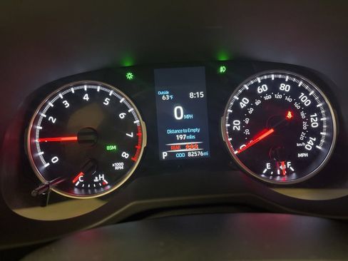Used 2021 Toyota RAV4 XLE AWD/4WD image 8