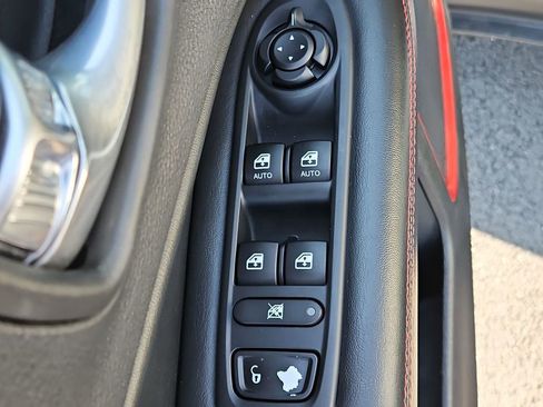 Used 2018 Jeep Compass Trailhawk w/ Cold Weather Group image 29