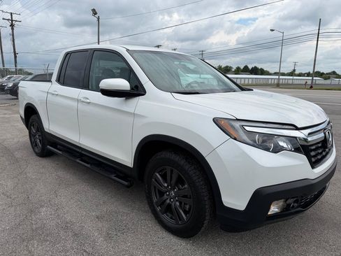 Used 2019 Honda Ridgeline Sport image 15