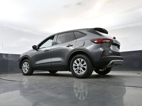 Used 2025 Ford Escape Active w/ Tech Pack #1 AWD/4WD image 21