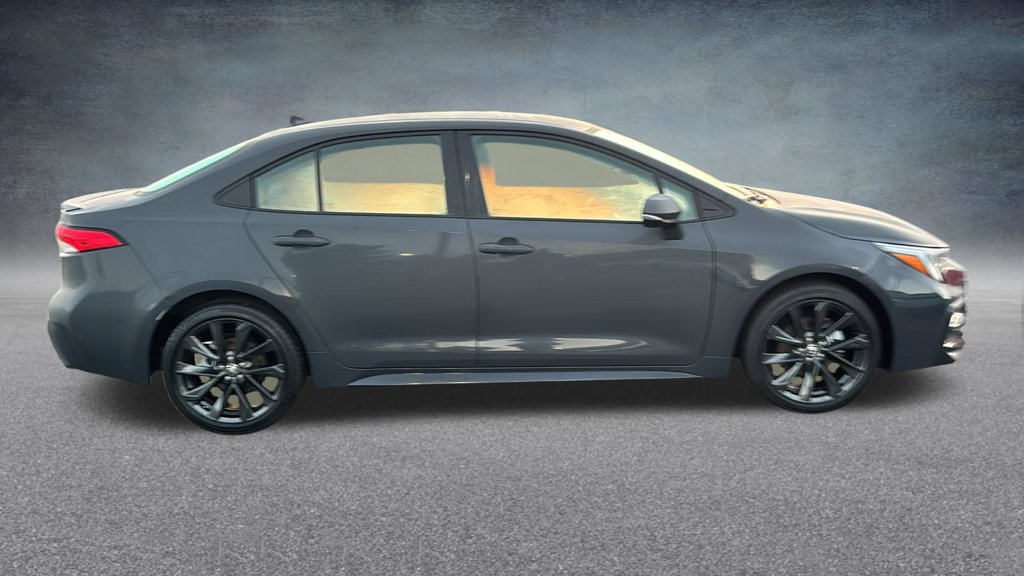 Used 2025 Toyota Corolla SE FWD image 28