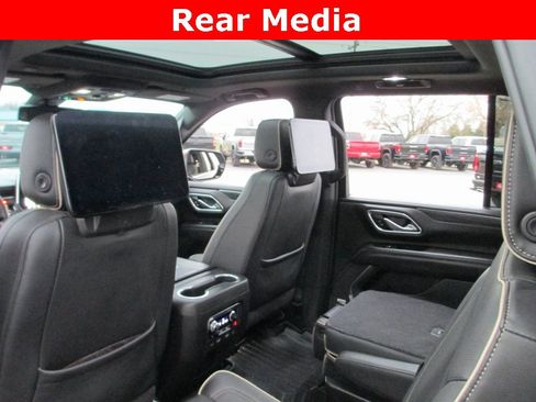 Certified 2021 GMC Yukon SLT w/ SLT Luxury Plus Package image 15