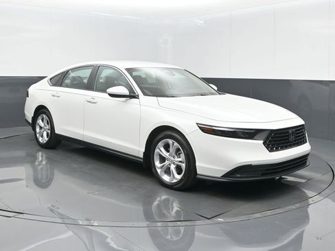 Certified 2024 Honda Accord LX image 1