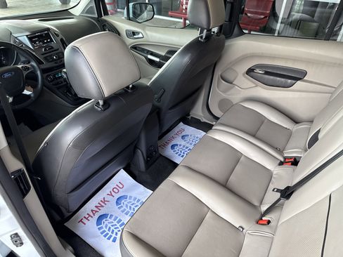 Used 2015 Ford Transit Connect Titanium image 13