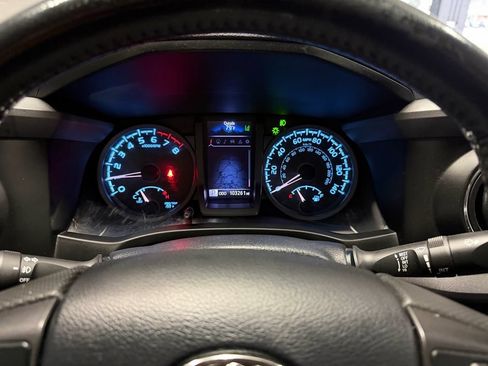 Used 2019 Toyota Tacoma TRD Pro AWD/4WD image 7